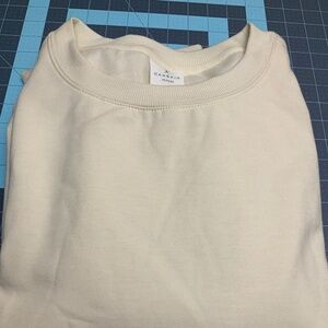 Danskin mens sweat shirt. Super soft. Cream color